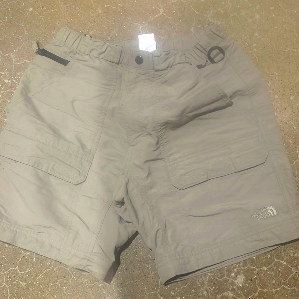 GUC mens north face cargo shorts